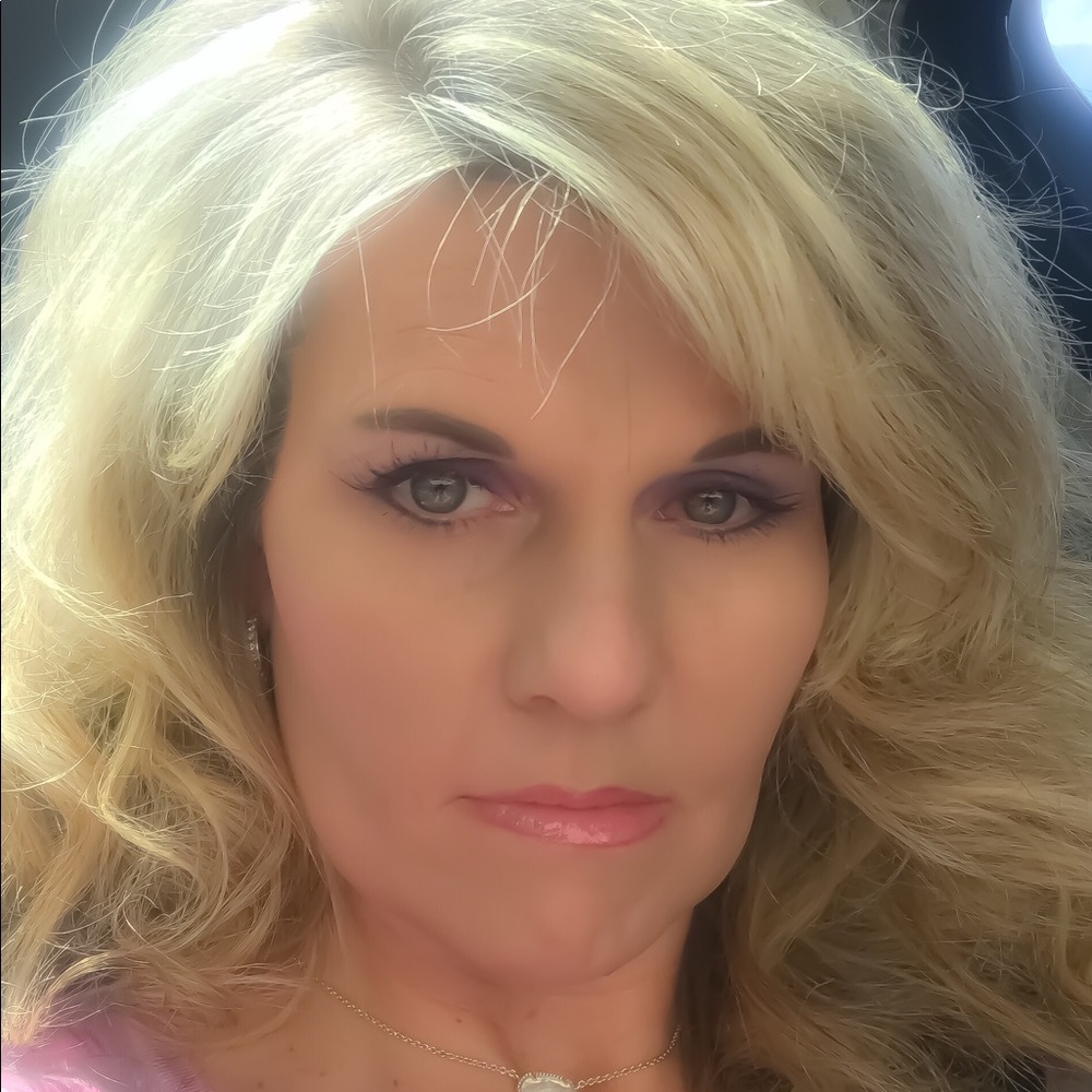Meet your Posher, Jana